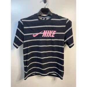 Nike Mens T-Shirt Black & Pink Size M